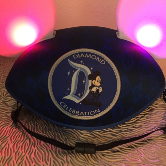 Disneyland 60 diamond anniversary light up ears - Picture 2 of 5